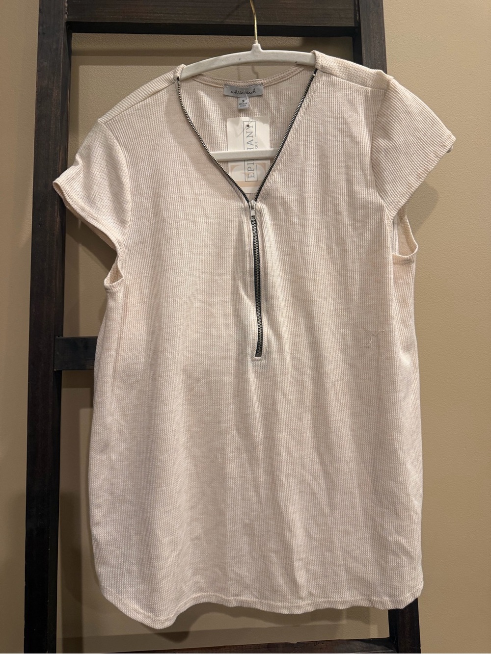white birch Cream Short Sleeve Zip Front Top